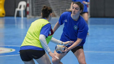 Bursa Büyükşehir Belediyespor hentbol takımı gözünü “zirveye” dikti