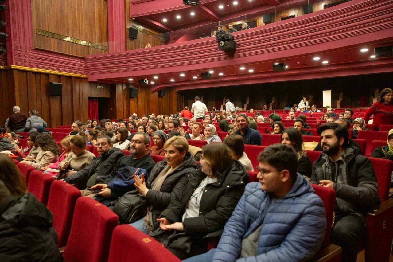 Bursa Büyükşehir’den sinema günleri Bursa Büyükşehir’den sinema günleri