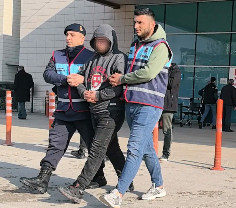 Bursa’da bıçaklı kavga sonrası kaçarken arkadaşının ölümüne neden olmuştu! Flaş gelişme