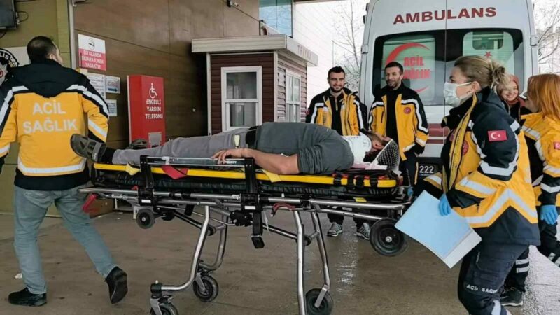 Bursa’nın İnegöl ilçesinde faaliyet gösteren meyve suyu fabrikasında kamyonun kasasından