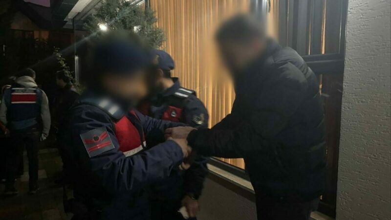 Bursa’nın İnegöl ilçesinde ‘Terkinler’ çetesine yönelik düzenlenen operasyonda, çete lideri