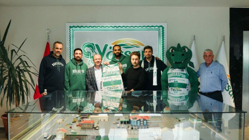 Türkiye Sigorta Basketbol Süper Ligi ekiplerinden Bursaspor Yörsan takımının oyuncuları