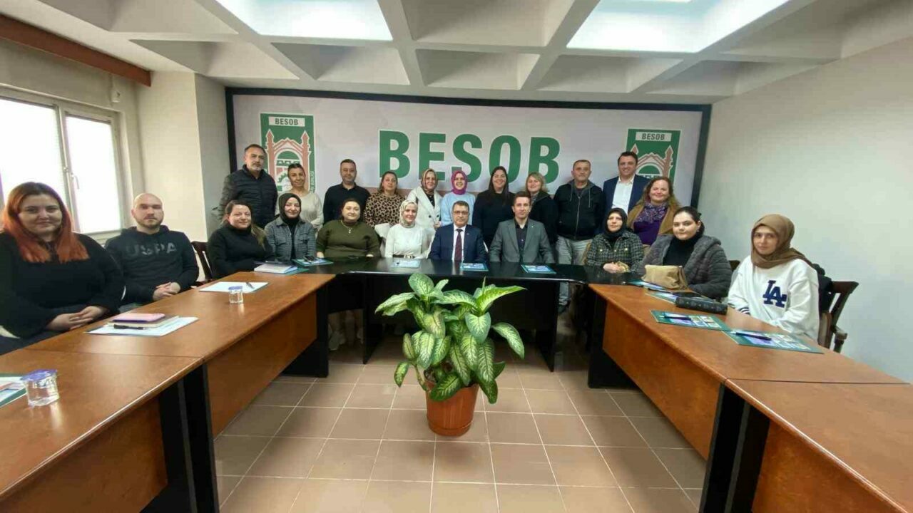 Bursa Büyükşehir’den BESOB’da önemli eğitim Bursa Büyükşehir’den BESOB’da önemli eğitim