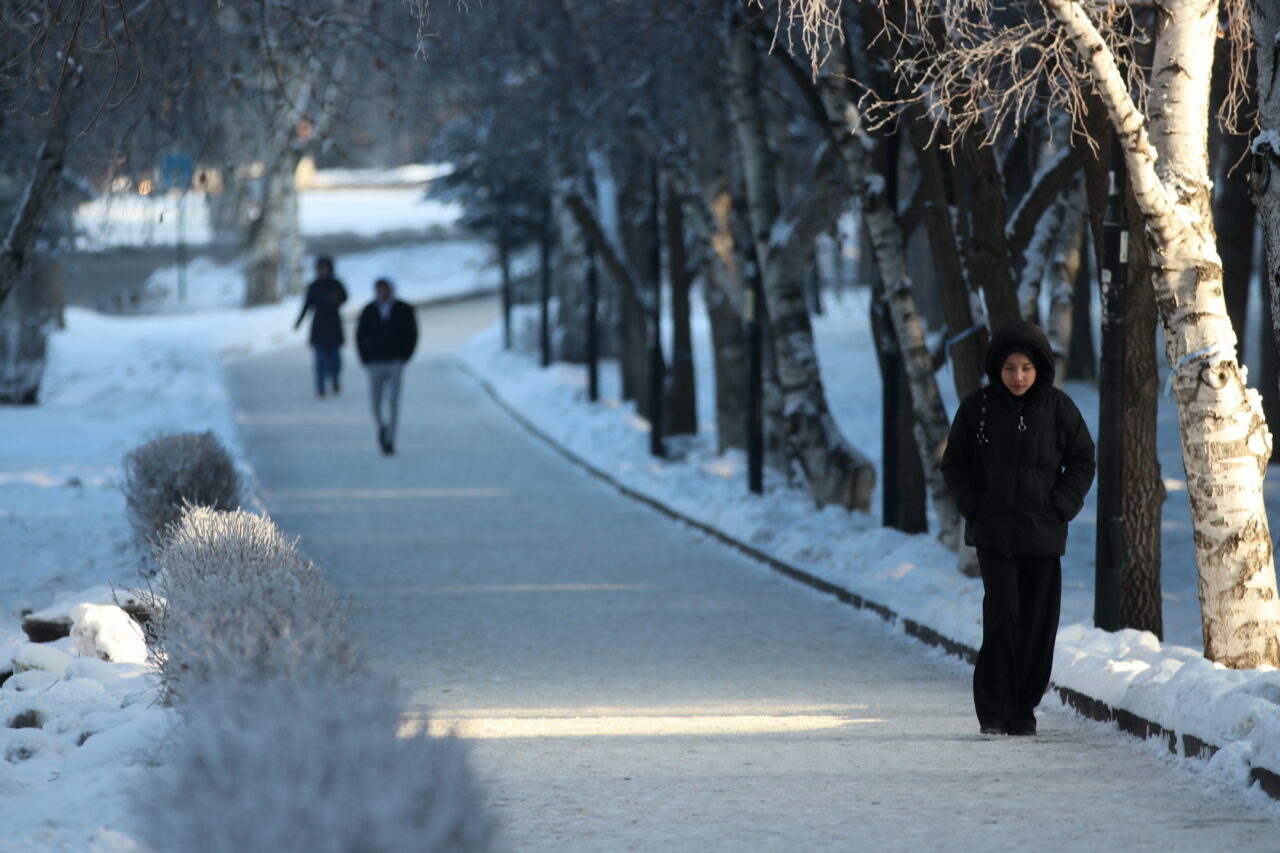 Doğu buz kesti Doğu buz kesti