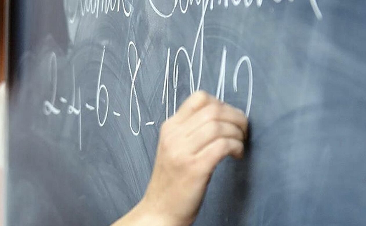 Öğretmen atamalarında KPSS şartı kaldırıldı Öğretmen atamalarında KPSS şartı kaldırıldı