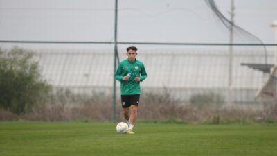 Bursaspor’da genç ismin lisansı çıktı