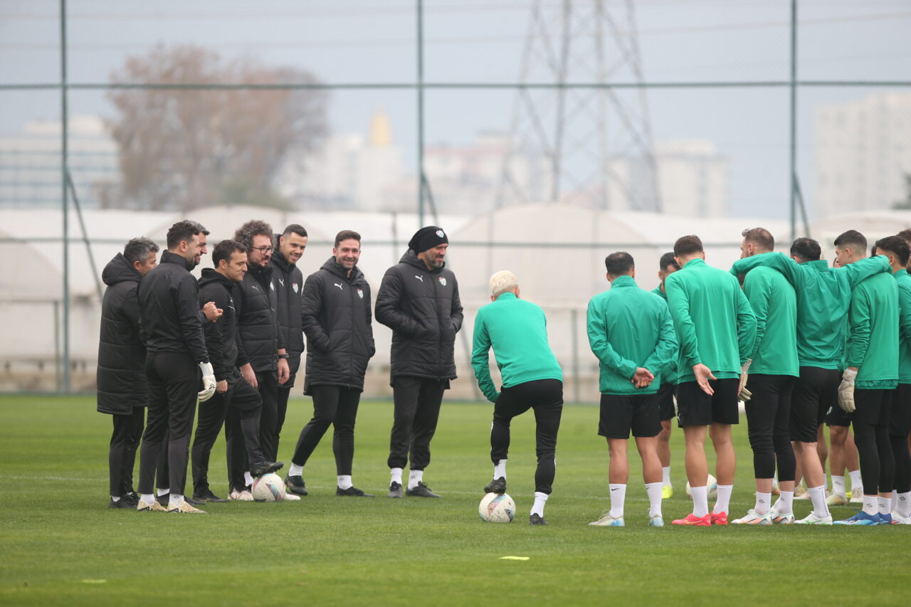 Bursaspor ikinci devrede çok can yakacak! Kamptan özel notlar Bursaspor ikinci devrede çok can yakacak! Kamptan özel notlar