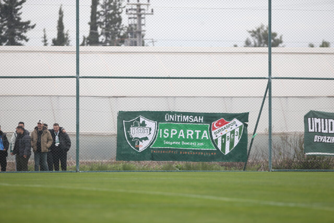 Bursaspor’a Antalya’da da tam destek!
