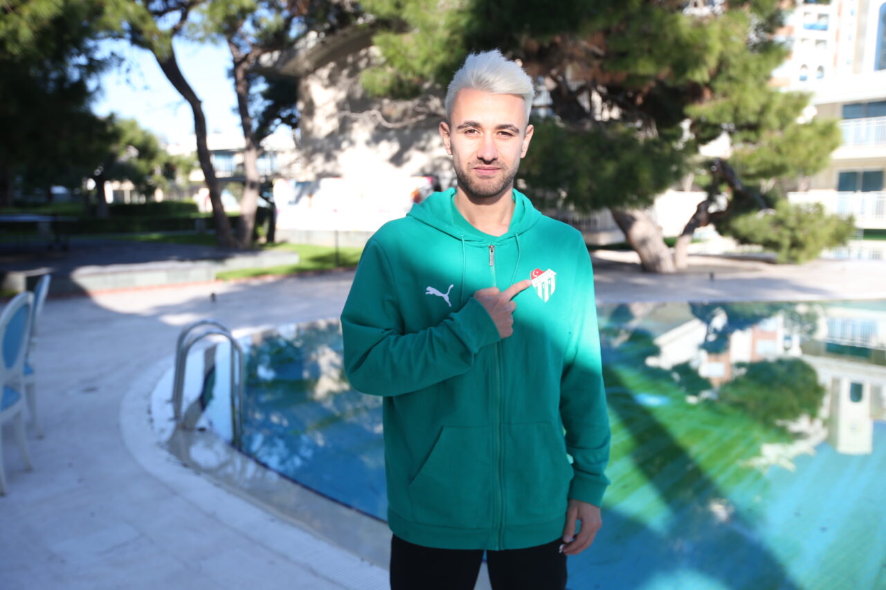 Bursaspor’un maestrosu en büyük rakiplerini açıkladı Bursaspor’un maestrosu en büyük rakiplerini açıkladı