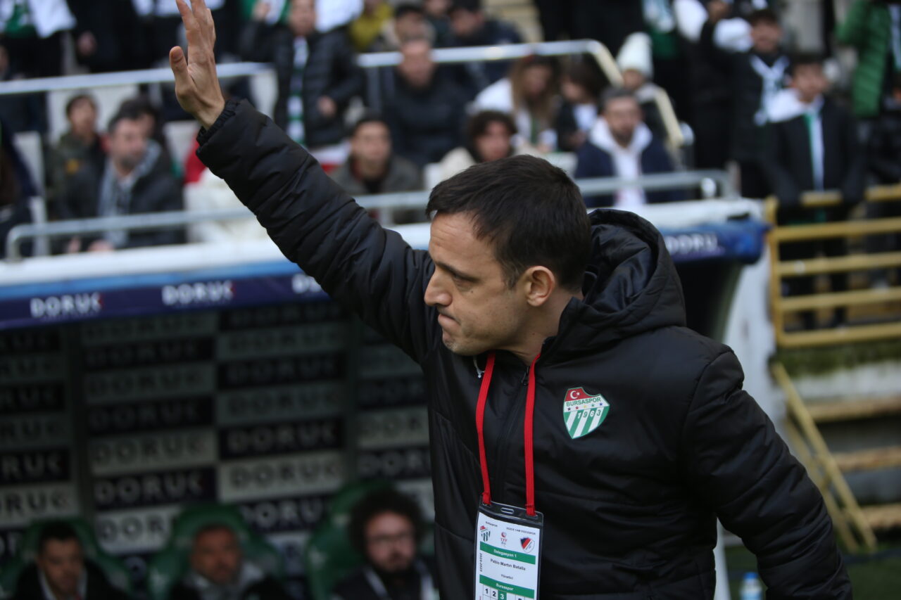 Batalla’dan maç sonu transfer açıklaması!