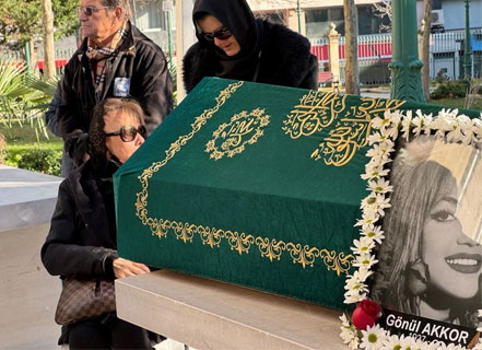 Gönül Akkor son yolculuğuna uğurlandı: “Böyle bir ses bir daha gelmez!”