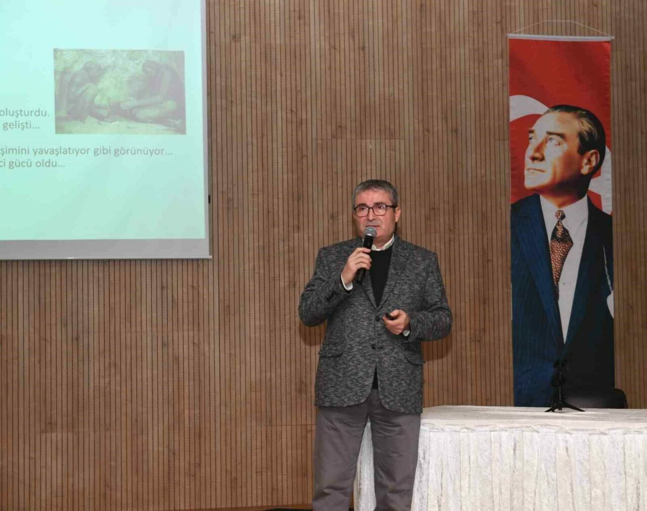 Galileo’nun keşfi Osmangazi’de konuşuldu Galileo’nun keşfi Osmangazi’de konuşuldu