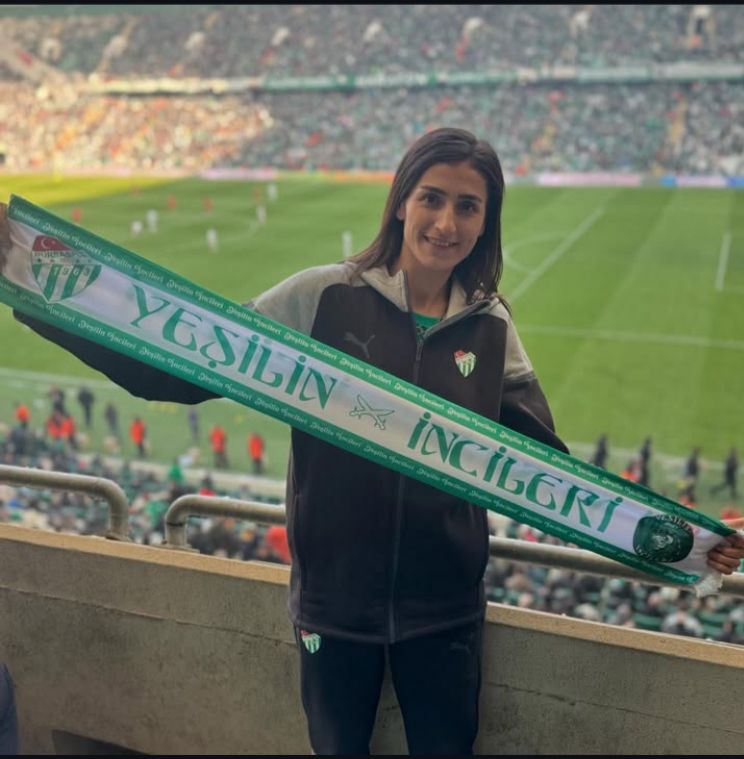 Bursaspor’a milli sporcudan tam destek! Bursaspor’a milli sporcudan tam destek!