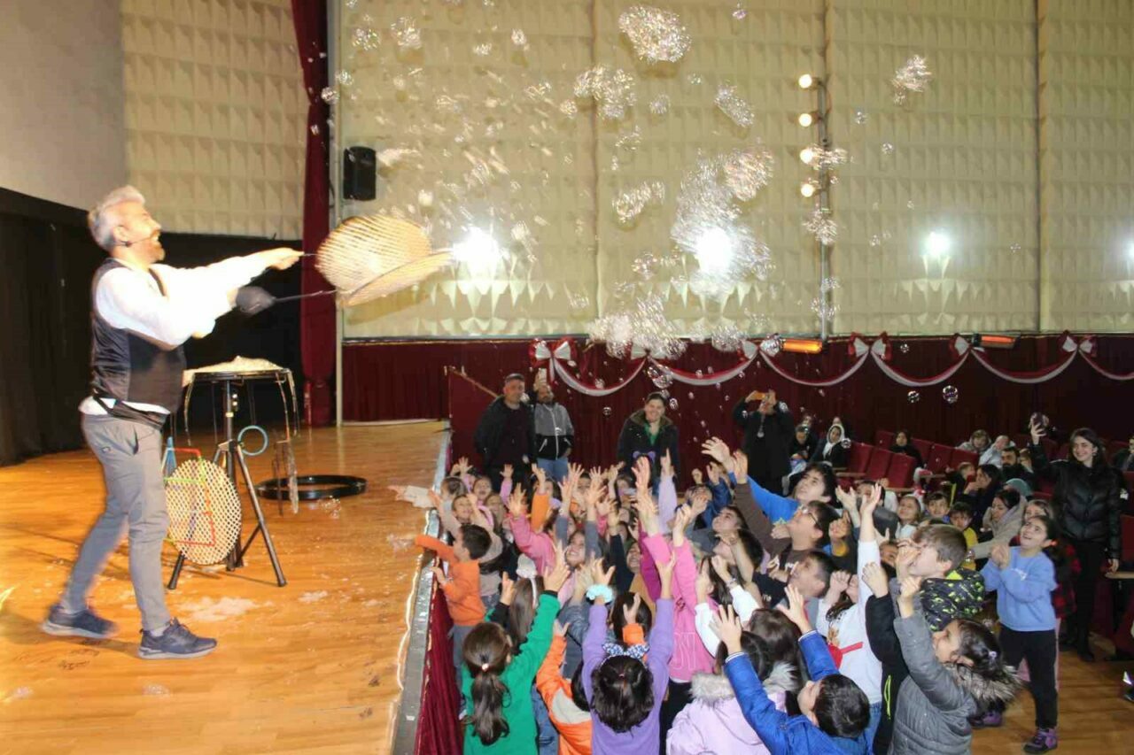 Bursa’da çocukların heyecanlı bekleyişi! Eğlenceye geri sayım başladı