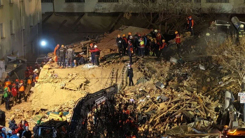 Konya’da zamana karşı yarış: 3 kişi sağ kurtarıldı, 2 kişi aranıyor