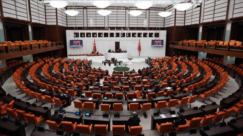 Yargıtay Cumhuriyet Başsavcılığının güncellediği kayıtlarına göre, 168 siyasi partinin faaliyette