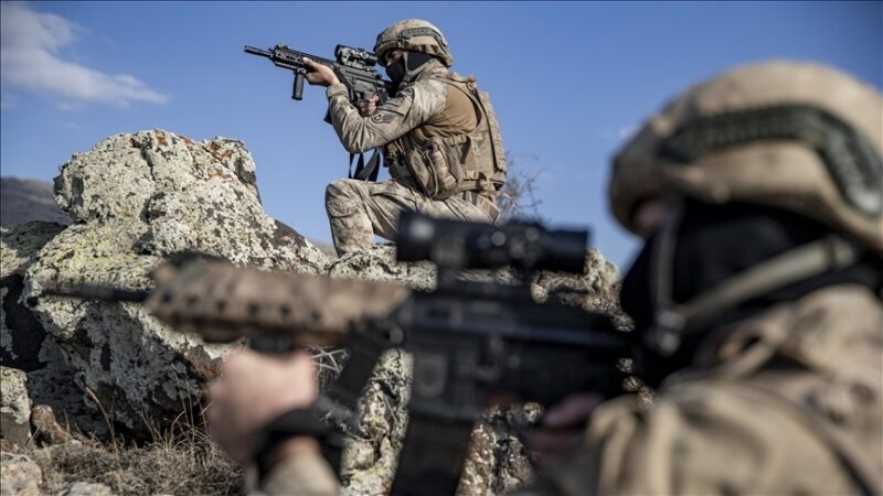 Milli Savunma Bakanlığı, Irak'ın kuzeyindeki Pençe-Kilit Operasyonu bölgesinde 4 PKK'lı