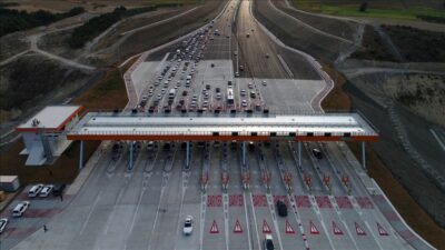 Otoyol geçişlerine zam olacak mı? Bakan Uraloğlu’ndan açıklama