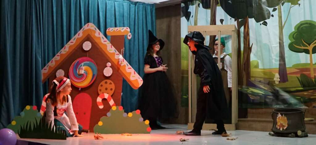 Bursa’da öğrencilerden muhteşem gösteri Bursa’da öğrencilerden muhteşem gösteri