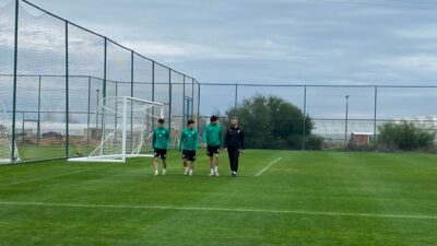 Bursaspor’da 3 yeni isim kampa katıldı