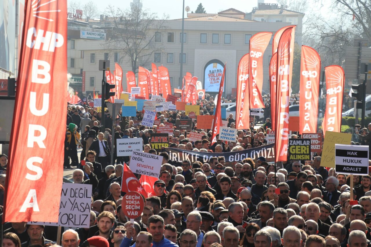 CHP Bursa ve Bursa Halk Dayanışması’ndan miting! Binlerce kişi katıldı