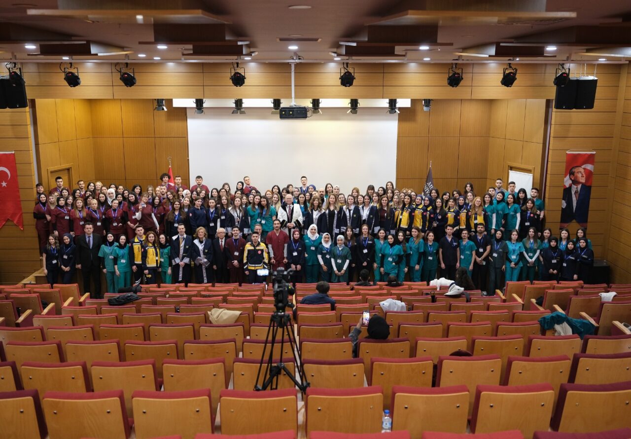 Mudanya Üniversitesi öğrencilerinden sektöre ilk adım Mudanya Üniversitesi öğrencilerinden sektöre ilk adım