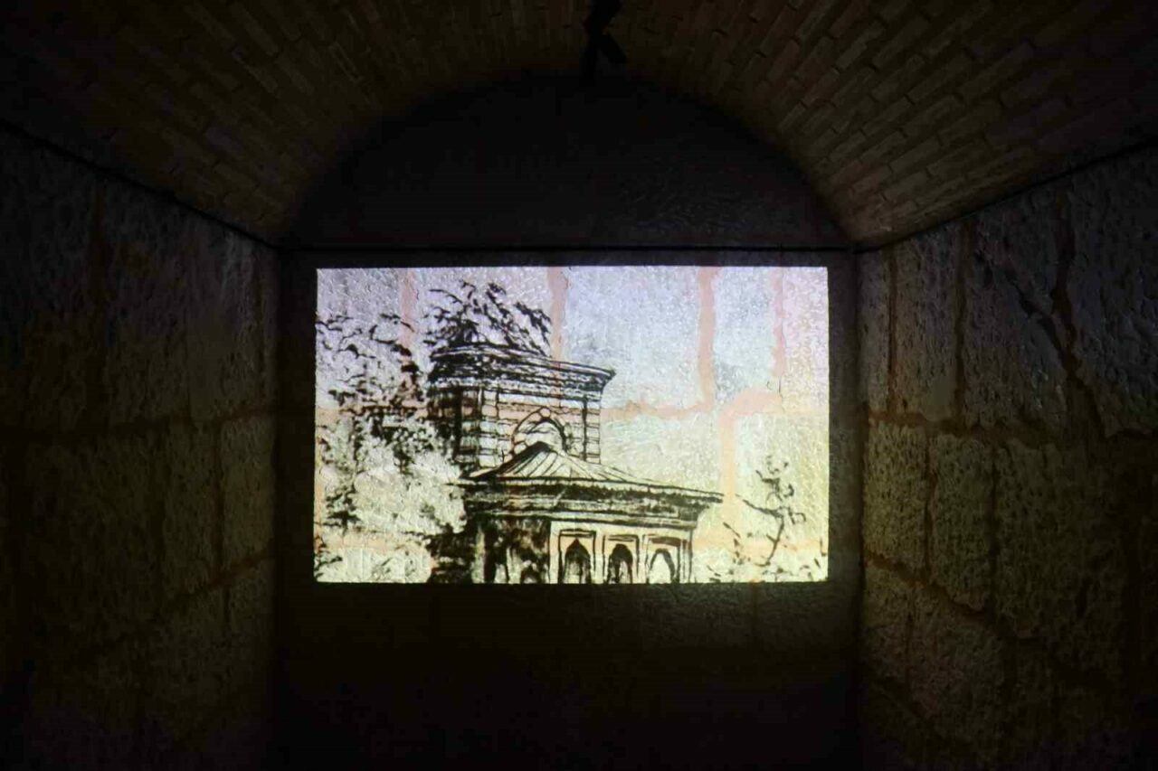 Tarihi Bursa çizimleri yapay zeka ile canlandırıldı Tarihi Bursa çizimleri yapay zeka ile canlandırıldı