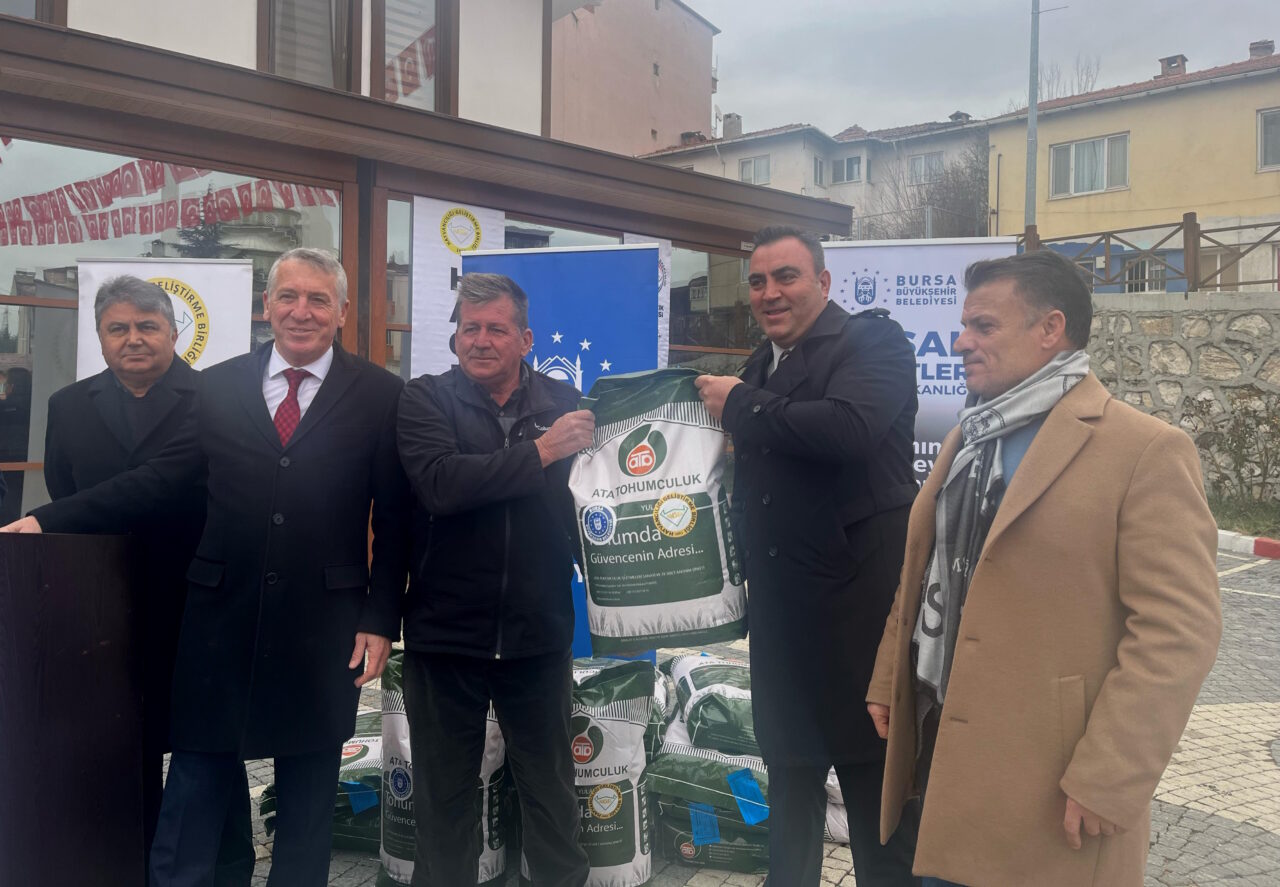 Bursa Büyükşehir’den çiftçiye 15 ton tohum