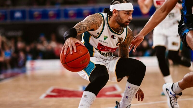 Bursaspor Yörsan aradığı oyun kurucuyu Avustralya’dan getiriyor... Ülkemizde Afyon Belediyesi