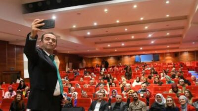 Bursa’da Belediye Başkanı seçildi, öğretmenlikten emekli oldu