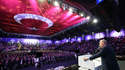 Cumhurbaşkanı Erdoğan: Şehirlerimizi ayağa kaldırıyoruz