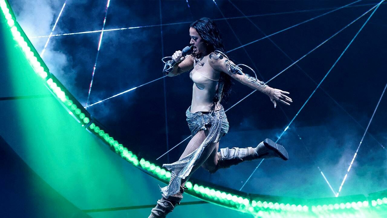 Dünyaca ünlü yıldız şarkıcı uzaya gidiyor