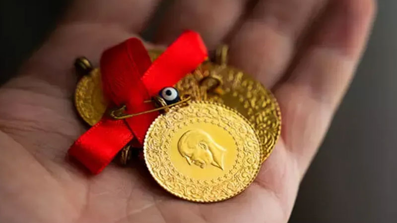 Cumhuriyet altını asgari ücreti geçti!