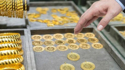 Altın rekor seviyelere yakın