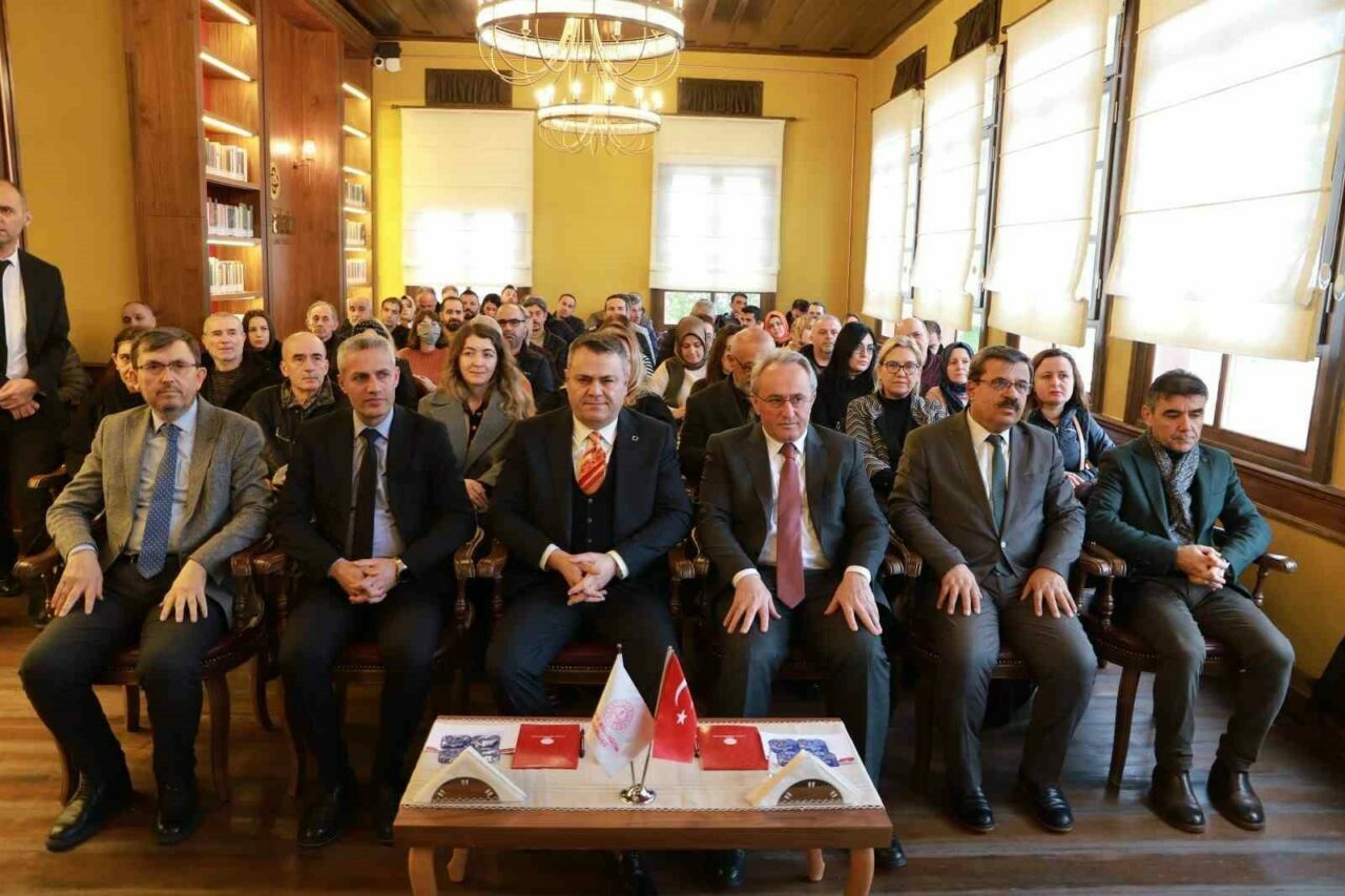 Bursa’da “Anadolu Mektebi Projesi” koordinatör eğitimi