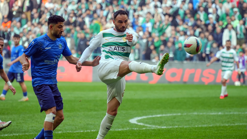 Bursasporlu futbolcudan camiaya önemli mesaj!