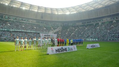 Bursaspor, Fenerbahçe ve Beşiktaş’ı solladı! 18 maçta 414 bin’le rekora koşuyor…