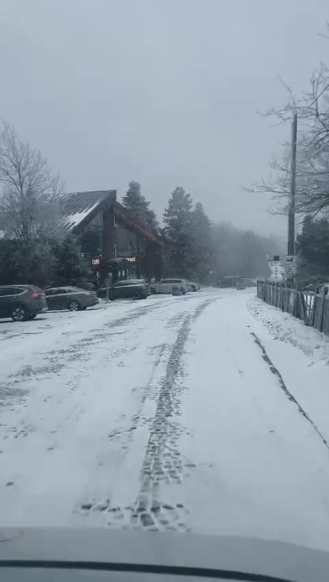 Bursa’da beklenen kar Uludağ’da yüzünü gösterdi! İşte kar kalınlığı… Bursa’da beklenen kar Uludağ’da yüzünü gösterdi! İşte kar kalınlığı…