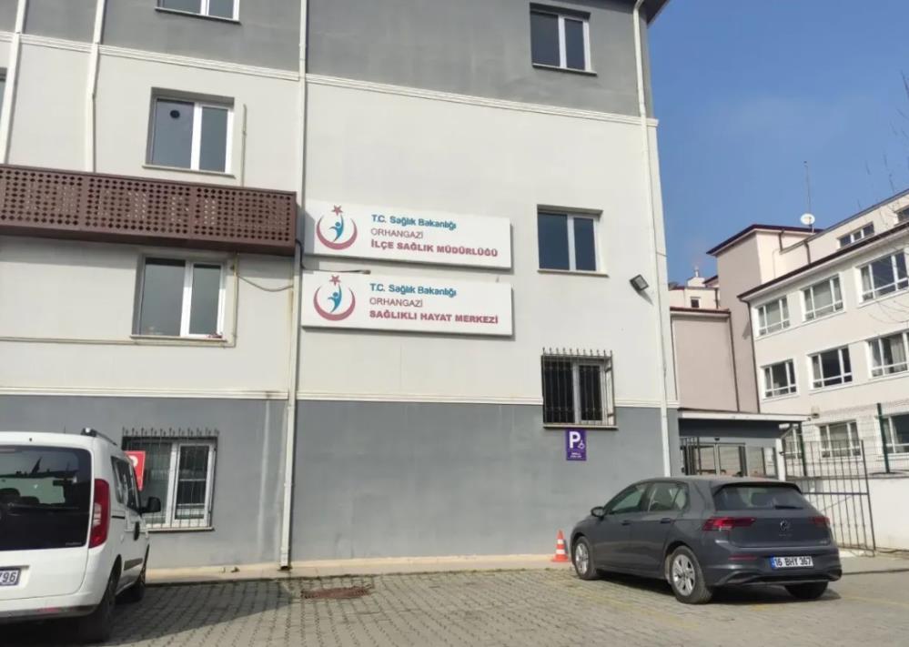 Bursa’da aile hekimiyle memur birbirine girdi