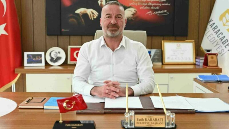 Bursa Karacabey’de deprem farkındalığı Karacabey Belediye Başkanı Fatih Karabatı, 6 Şubat depreminin 2. Yıldönümünde