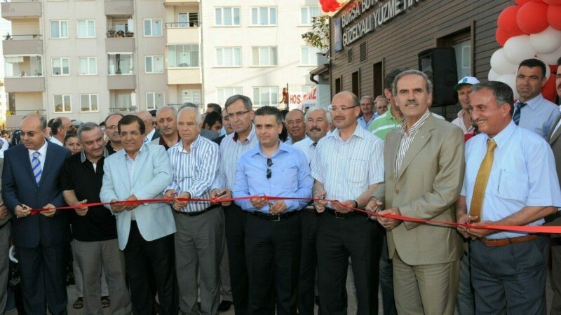 Bursa’da havuz açılışı için ilginç iddia AK Parti Mudanya İlçe Başkanı Arif Bayrak, 2011 yılında AK