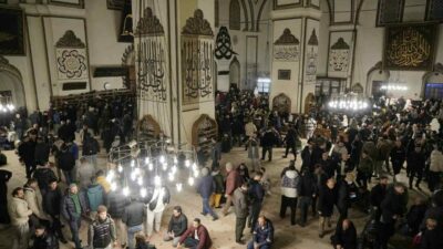 Bursa’da Berat Kandili coşkusu