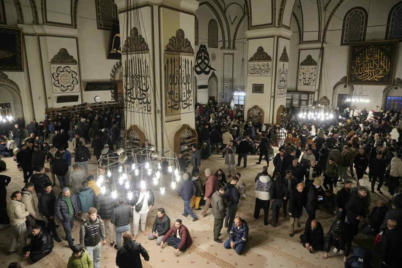 Bursa’da Berat Kandili coşkusu