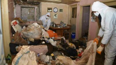 Bursa’da çöp ev temizlendi! Mahalle nefes aldı