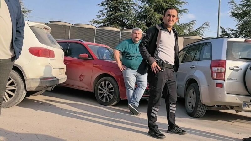 Bursa’nın İnegöl ilçesinde 2 doktor, hastane otoparkında park nedeniyle kavga