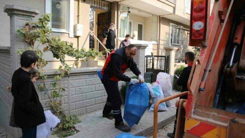 Bursa’da dönüşüm seferberliği: 2800 ağacı kesilmekten kurtarıldılar… Gürsu Belediyesi, Sıfır Atık Hareketi’ne başlattığı mücadele ile tam destek