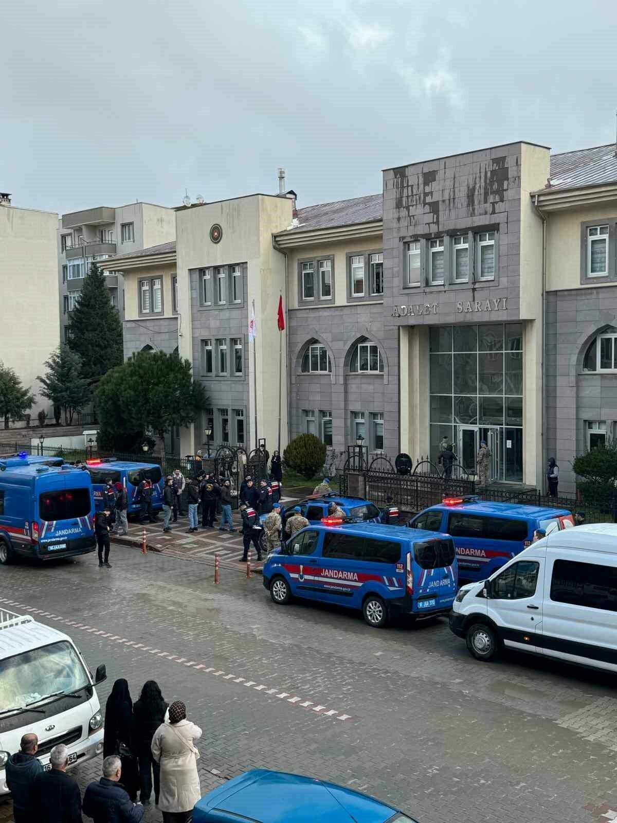 Bursa’da enerji hırsızlığı çetesine ağır darbe Bursa’da enerji hırsızlığı çetesine ağır darbe