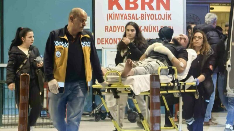 Bursa’nın İnegöl ilçesinde kedinin üzerine zıplaması sonucu korkan genç, düştüğü