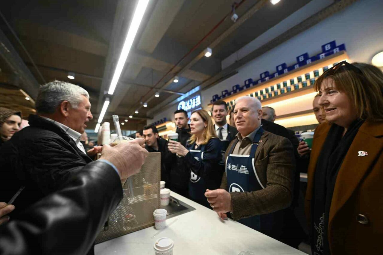 Bursa’ya Büyükşehir’den müjde! Yeni B Kafe açıldı, bir kent lokantası daha geliyor!