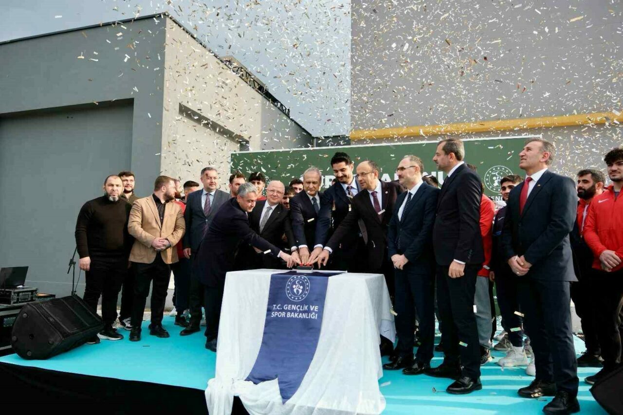 Bursa’ya yeni güreş salonu